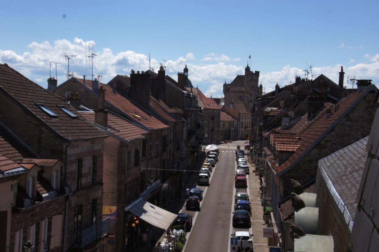 F2 Aux Pieds Des Thermes 3 Etoiles Luxeuil-les-Bains Exteriér fotografie